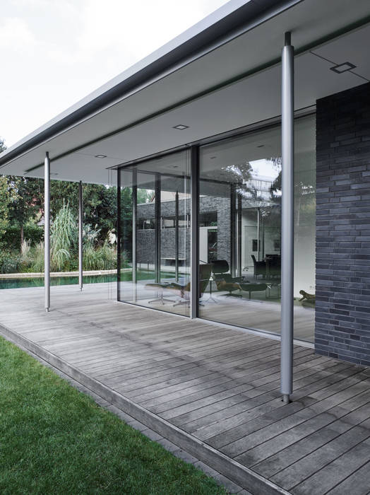 Bungalow Bauten, Burckhardt Metall Glas GmbH Burckhardt Metall Glas GmbH Modern houses