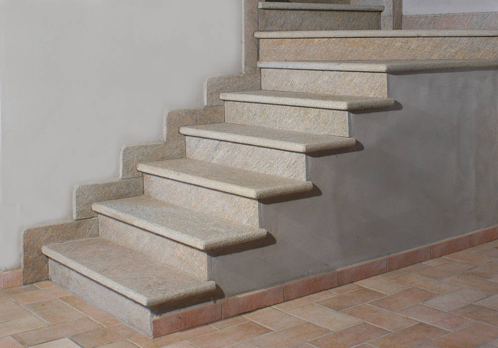 Scala realizzata in pietra di luserna dore piano fiammato: ingresso ... Scala in pietra di luserna