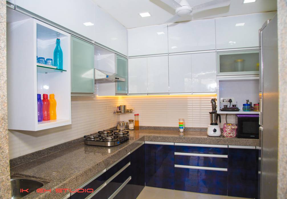 homify Modern kitchen