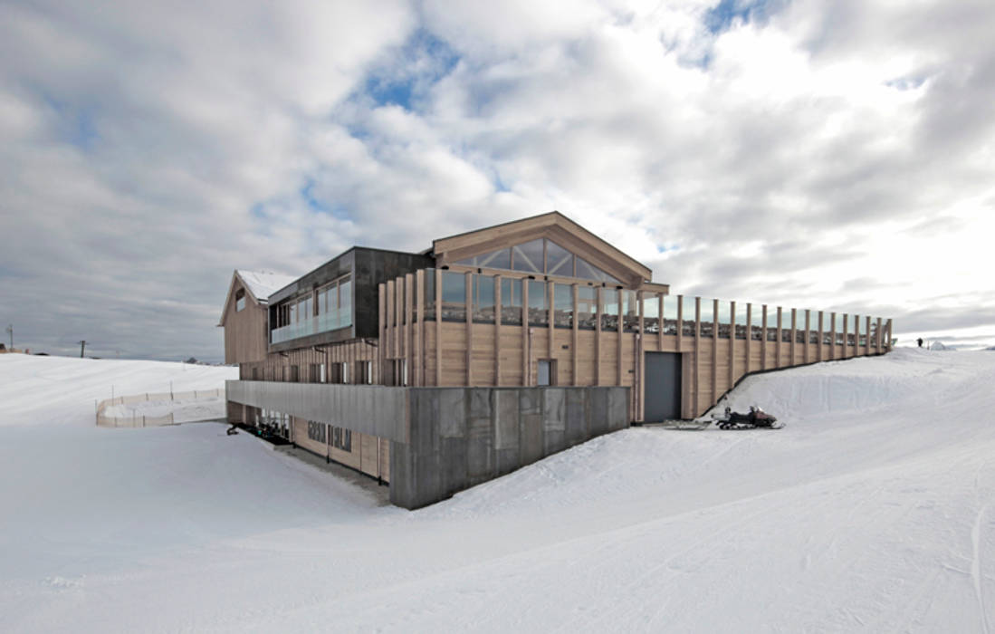 DIE GRANATALM, BESTO ZT GMBH_ Architekt DI Bernhard Stoehr BESTO ZT GMBH_ Architekt DI Bernhard Stoehr Gewerbeflächen Gastronomie