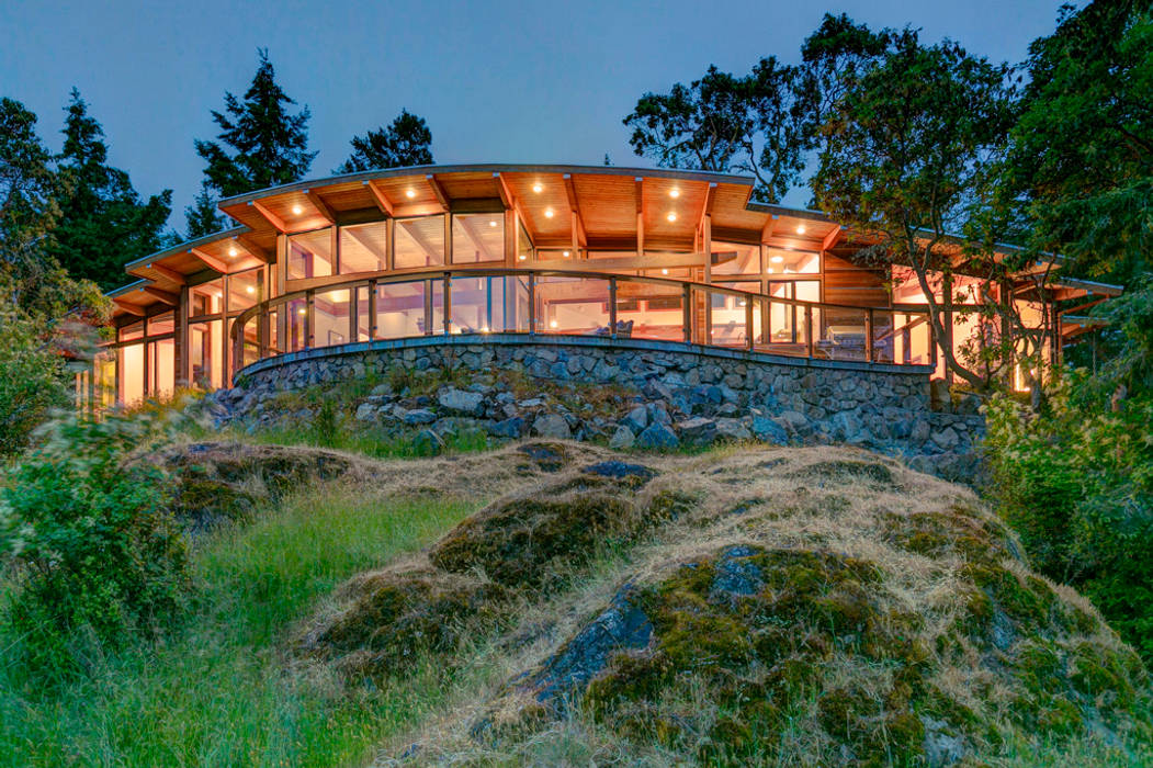 Arbutus House - Exterior View from Ridge Helliwell + Smith • Blue Sky Architecture Modern houses