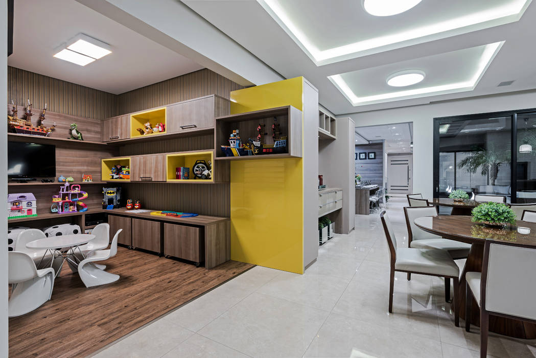 Residência Bom Retiro, TRÍADE ARQUITETURA TRÍADE ARQUITETURA Salas multimedia modernas