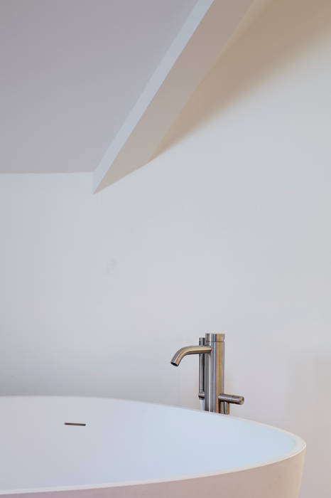 Haus Ku., Lioba Schneider Architekturfotografie Lioba Schneider Architekturfotografie Modern bathroom