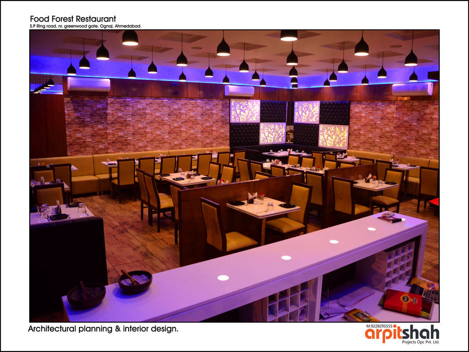 ​Food Forest Restaurant @ Ognaj Architectural Planning & Interior Design, ARPIT SHAH PROJECTS OPC PVT LTD. ARPIT SHAH PROJECTS OPC PVT LTD. مساحات تجارية محلات تجارية