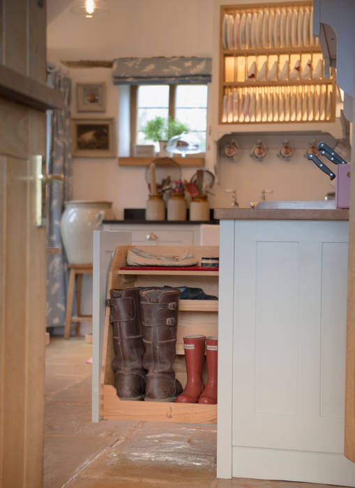 A cotswold dream auspicious furniture classic style kitchen wood blue