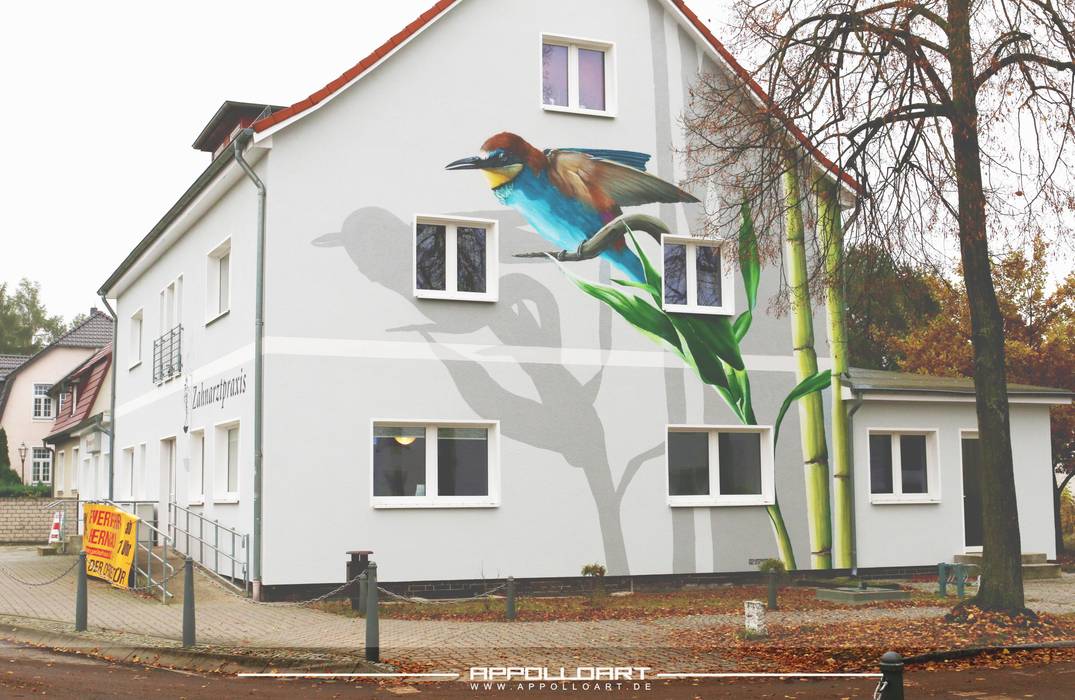 Giebel homify Gewerbeflächen Farbe,graffiti,Krankenhäuser