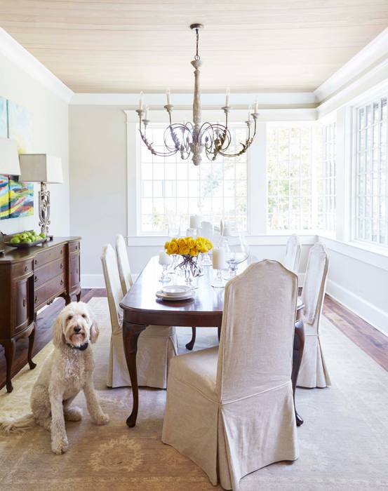 Brick and Stone Cottage , Christopher Architecture & Interiors Christopher Architecture & Interiors Country style dining room