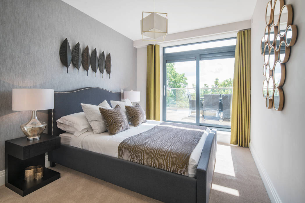 Musewll Hill, London Jigsaw Interior Architecture & Design Cuartos de estilo ecléctico bedroom,luxury,master bed,green,brown,london,curtains,lime green,jigsaw interiors,show home,textiles