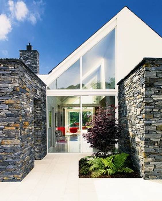 Modern house in Dromore Co Antrim homify 모던스타일 주택 stone house,stone house