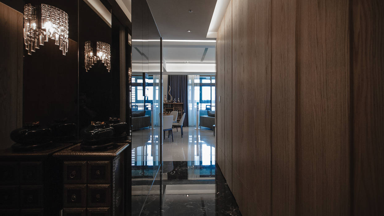 BRAVO INTERIOR DESIGN & DECO KUAN STYLE 璞碩室內裝修設計工程有限公司 現代風玄關、走廊與階梯 室內設計