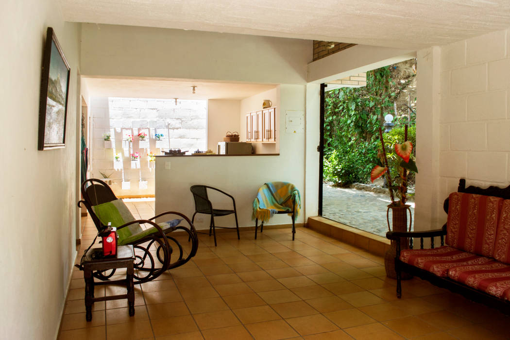 Reforma Casa La Gabriela. Sopetrán, Antioquia, Pequeña Escala Arquitectura Pequeña Escala Arquitectura Salas modernas