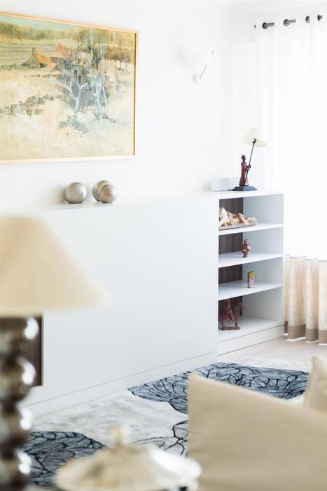 Un appartement moderne entre blanc et bois , ATELIER FB ATELIER FB 现代客厅設計點子、靈感 & 圖片 電視櫃