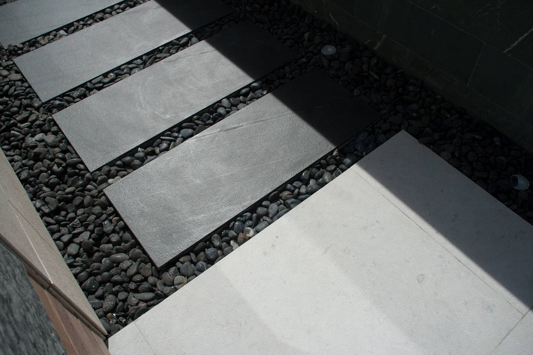 Materials are important too Sensearchitects_Limited Modern garden Stone stone,material,rooftop,stepping