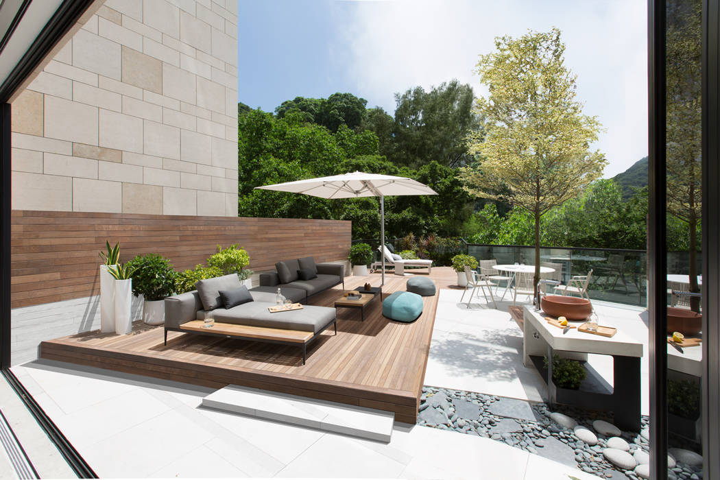 Jump into the Garden Sensearchitects Limited Modern garden Wood Wood effect garden,outdoor,sofa,shade,umbrella,outdoor deck,timber deck,ipe