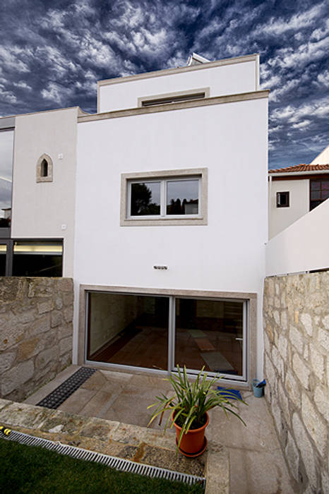 Casa J+L (em colaboração com o Gabinete "Esquissos 3G"), Ricardo Baptista, Arquitecto Ricardo Baptista, Arquitecto Casas modernas