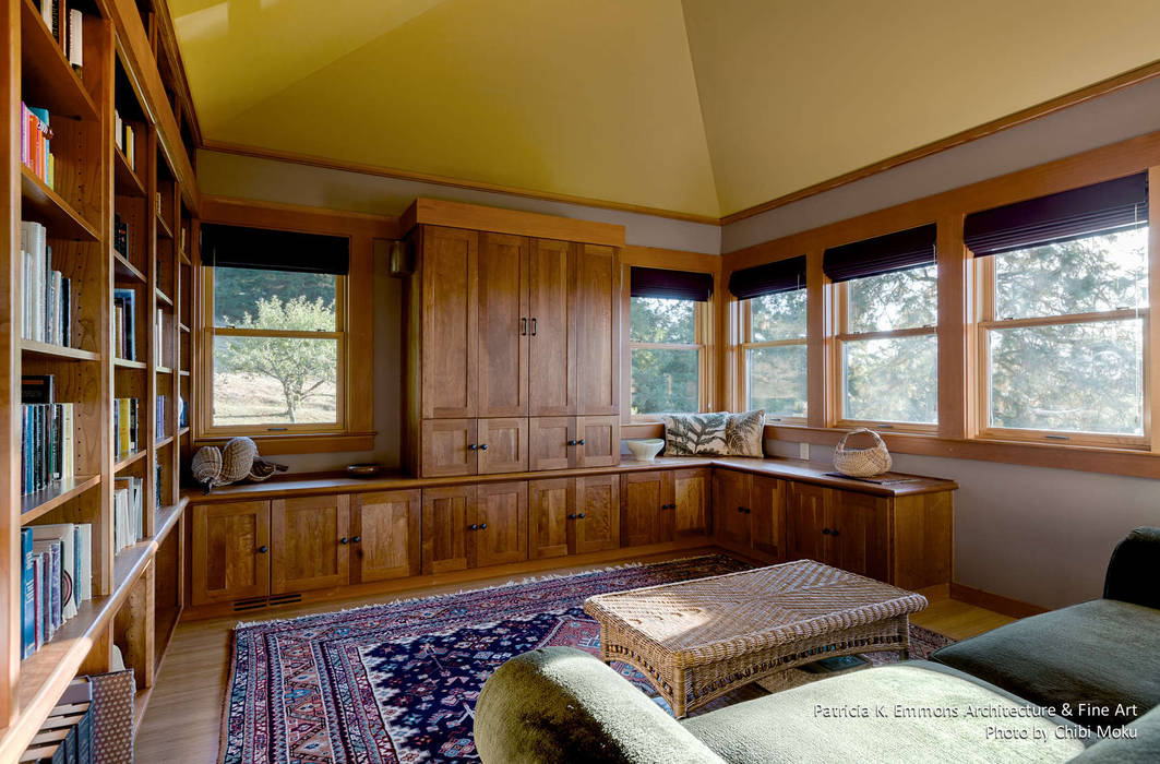 Patricia K Emmons | Rural Oregon Craftsman Home | Yamhill, OR, Chibi Moku Architectural Films Chibi Moku Architectural Films Spogliatoio moderno Legno Effetto legno