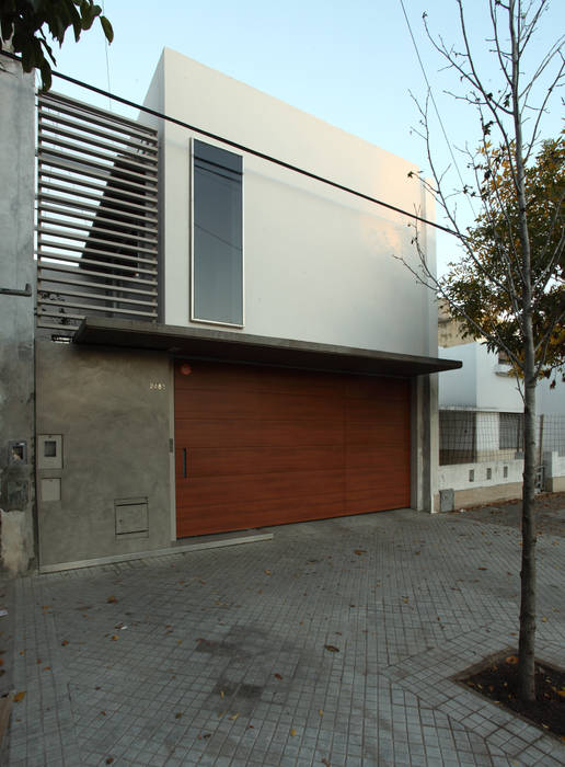 F 2400, costa & valenzuela costa & valenzuela Casas de estilo minimalista