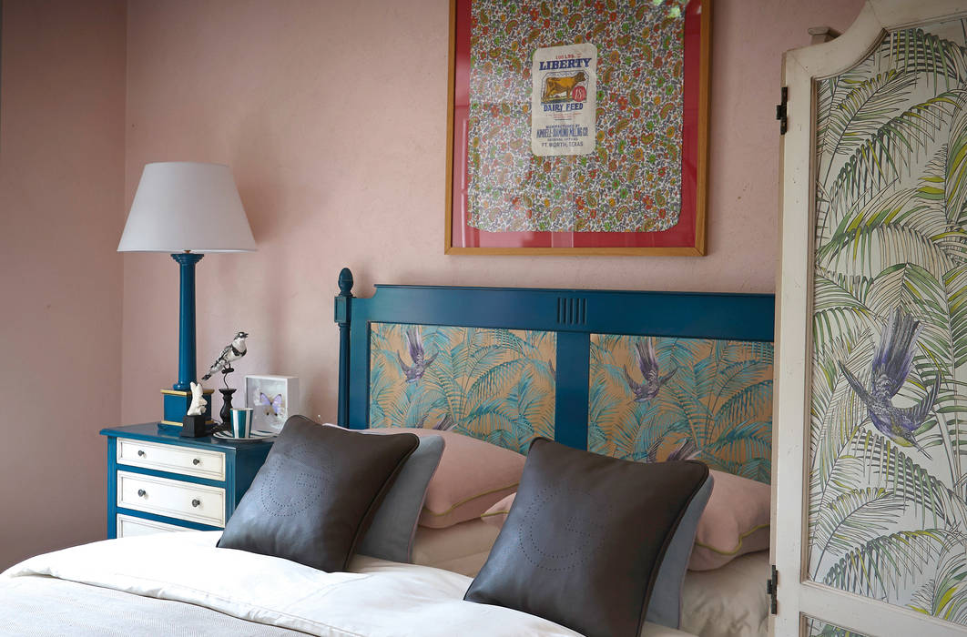 Recámaras, Conexo. Conexo. Modern Yatak Odası Masif Ahşap Rengarenk Yataklar & Yatak Başları
