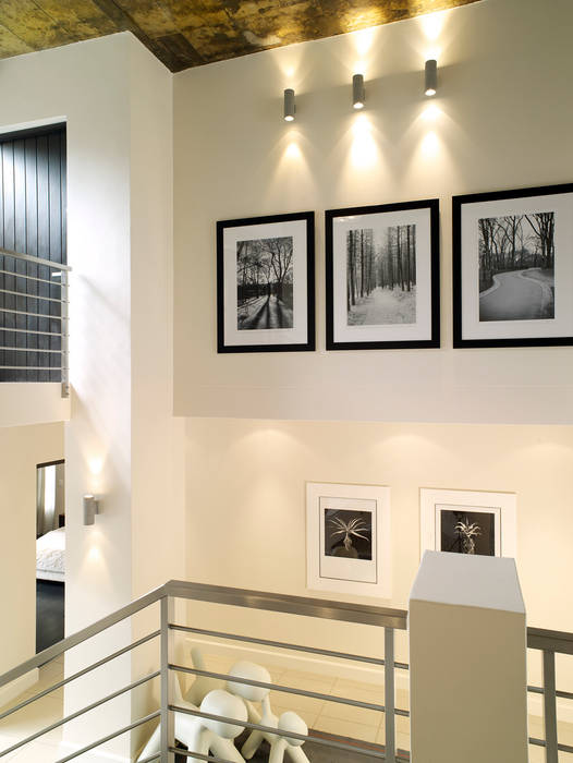 Front foyer Deborah Garth Interior Design International (Pty)Ltd Modern corridor, hallway & stairs