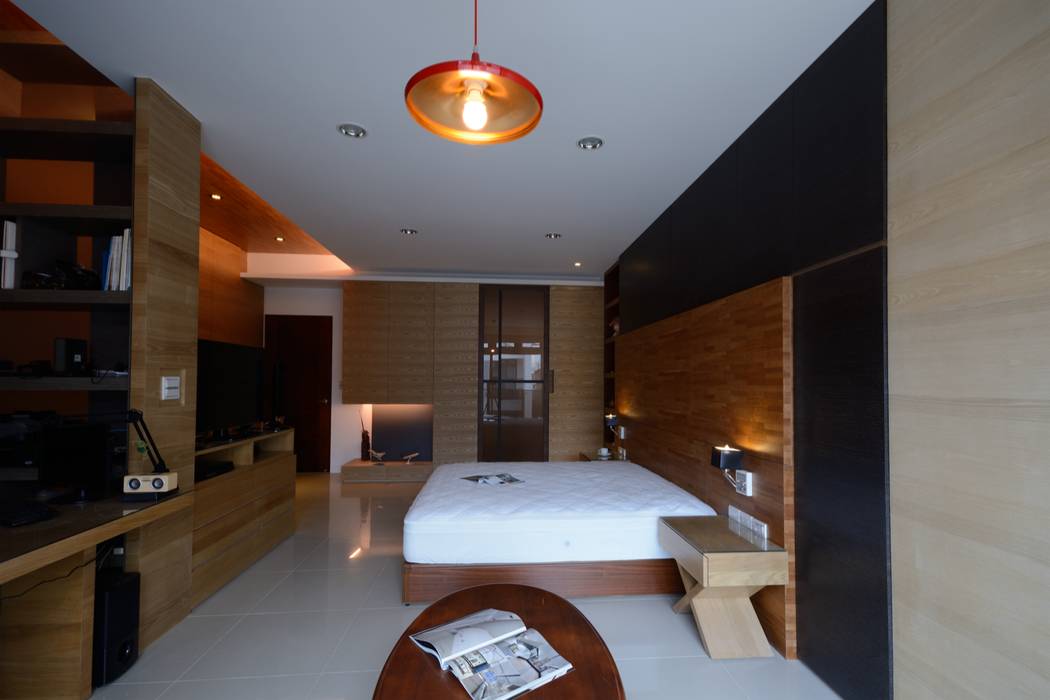 別墅設計多元木大塊空間意象 瓦悅設計有限公司 Classic style bedroom