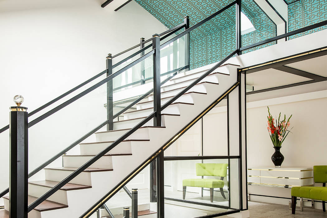 Modern Chinoiserie Home, Design Intervention Design Intervention Modern corridor, hallway & stairs