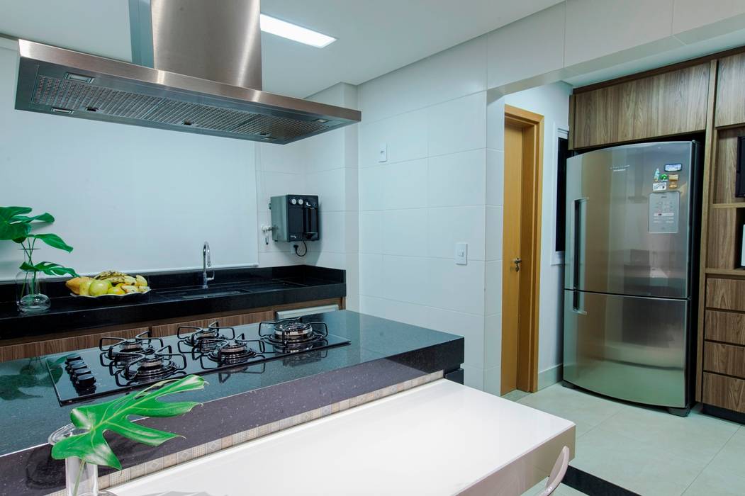 Apartamento Contemporâneo, TOLENTINO ARQUITETURA E INTERIORES TOLENTINO ARQUITETURA E INTERIORES Cuisine moderne Granite Plans de travail