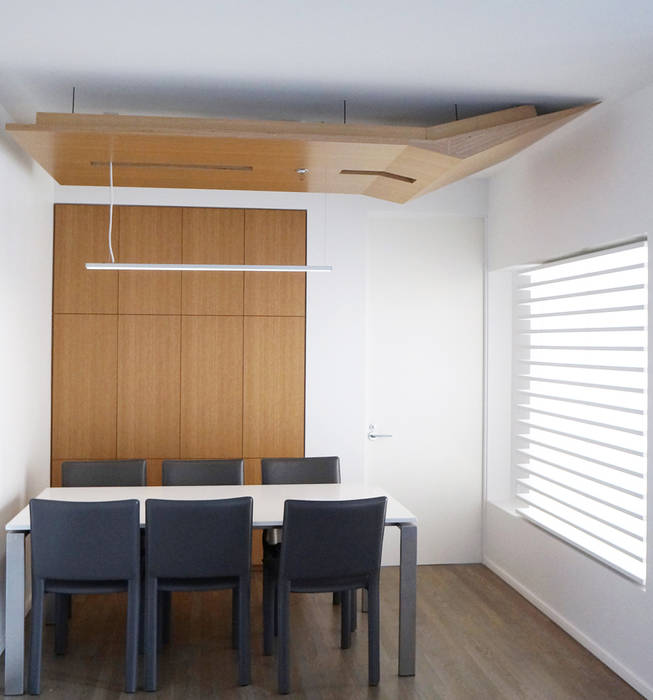 Brooklyn Gut Renovation , Atelier036 Atelier036 Minimalist dining room Wood Wood effect