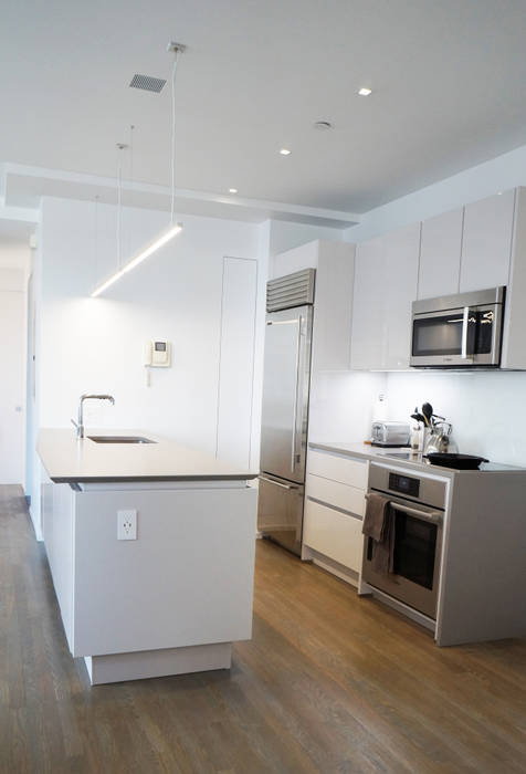 Brooklyn Gut Renovation , Atelier036 Atelier036 Minimalist kitchen Quartz