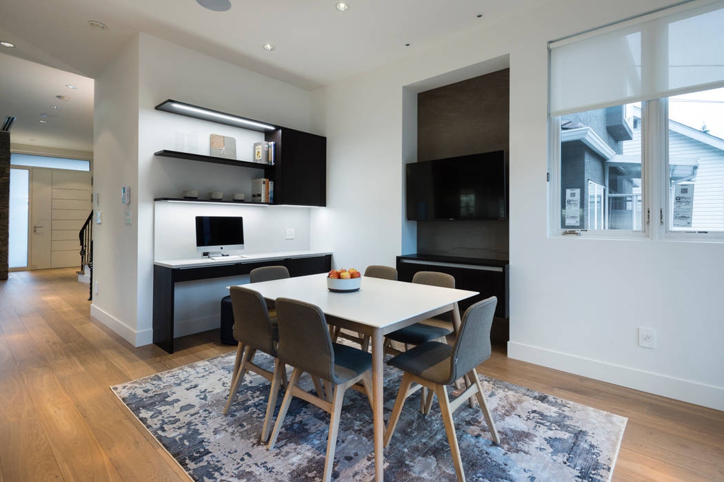 Dining room and home office Alice D'Andrea Design Modern dining room Wood Wood effect home office,dining chair,dining table,dining room,open shelves,wall unit,tv unit