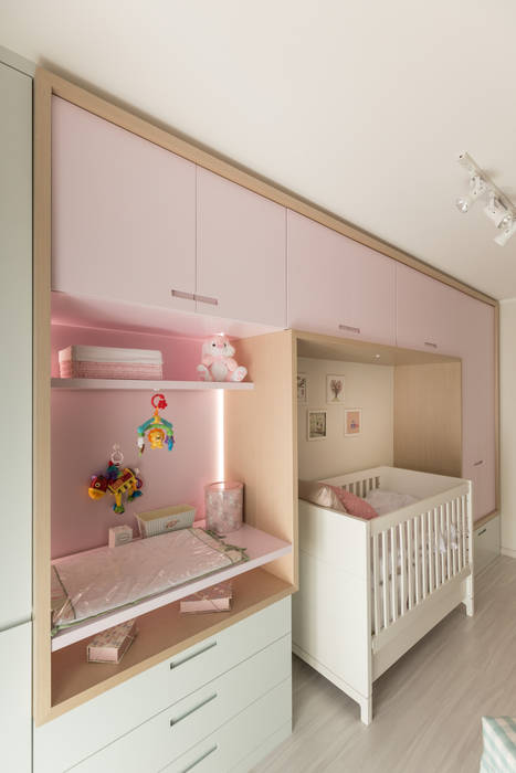 AFN | Dormitório de Bebê Kali Arquitetura Quarto infantil moderno