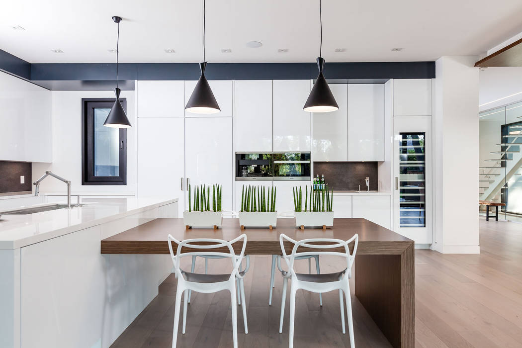 New Build-Staging, Frahm Interiors Frahm Interiors Modern kitchen