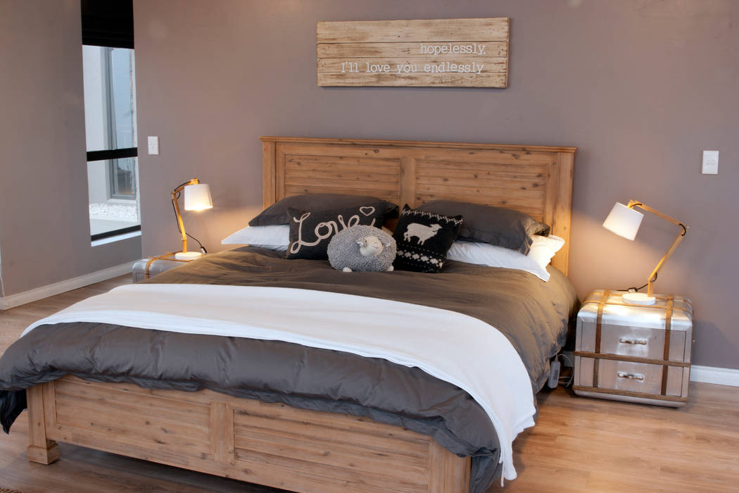 Walkersons House, Urban Habitat Architects Urban Habitat Architects Rustic style bedroom