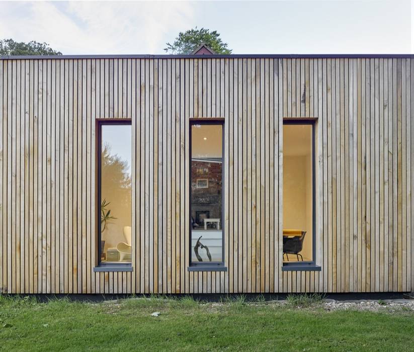 An Old and Historical House Refurbishment: Hurdle House, Adam Knibb Architects Adam Knibb Architects Modern houses