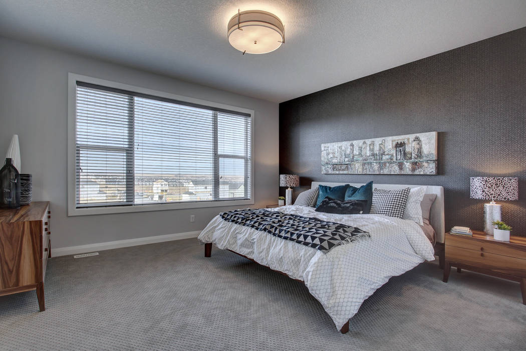 354 Sherwood Blvd, Sonata Design Sonata Design Modern style bedroom