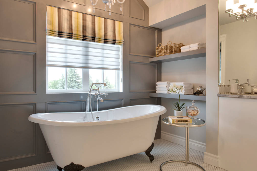 12 Tommy Prince Road SW, Sonata Design Sonata Design Modern bathroom Bathtub,Property,White,Product,Plumbing fixture,Window,Wood,Lighting,Bathroom,Interior design