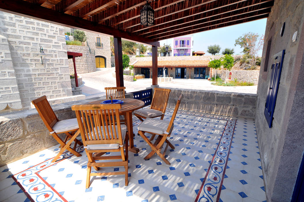 homify Mediterranean style balcony, veranda & terrace