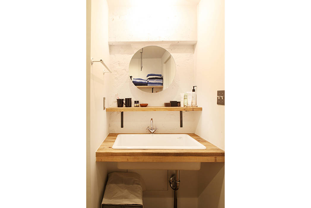 舟入本町の家, SWITCH&Co. SWITCH&Co. Ванная комната в эклектичном стиле