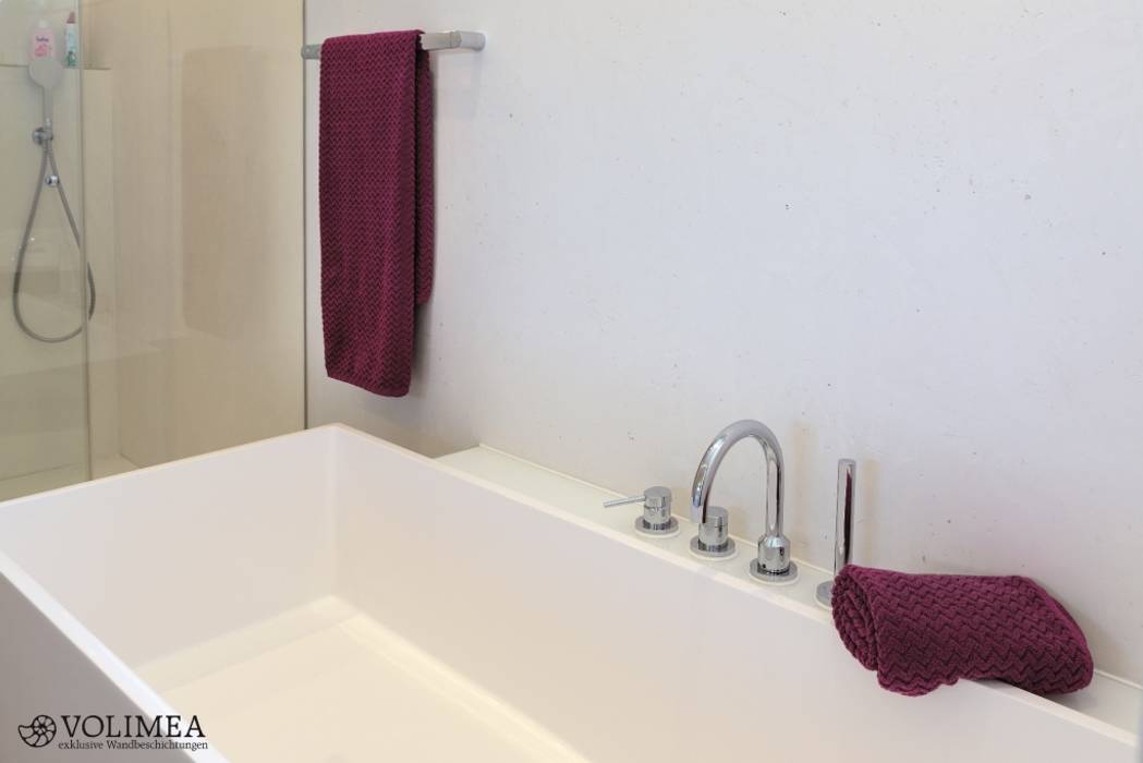 Ein Fugenloses Bad Ist Klar Im Design Und Leicht Sauber Zu Halten Moderne Badezimmer Von Volimea Gmbh Cie Kg Modern Kalkstein Homify