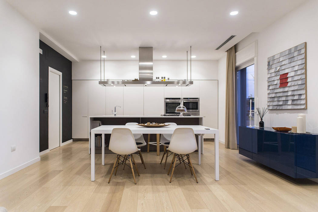 homify Minimalist dining room