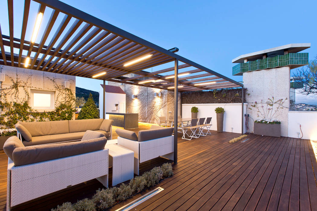 Terraza en Barcelona, Garden Center Conillas S.L Garden Center Conillas S.L モダンデザインの テラス 木 木目調