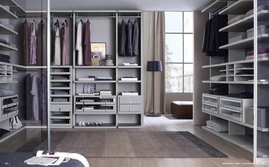 Roupeiros , RUI BESSA INTERIORES RUI BESSA INTERIORES Modern style bedroom MDF Wardrobes & closets