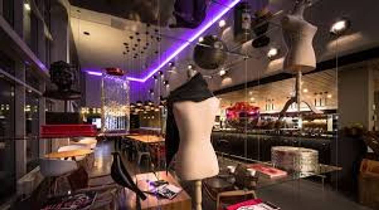 moxy hotels, APTO Architects APTO Architects Commercial spaces Hotels