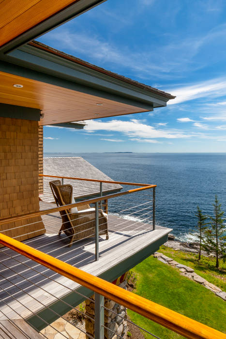 Bold Ocean Cottage - Deck John Morris Architects Classic style houses Wood Wood effect deck,balcony,chair,cedar shingles,cable rail,ocean view,Maine coast,New England,cantilever