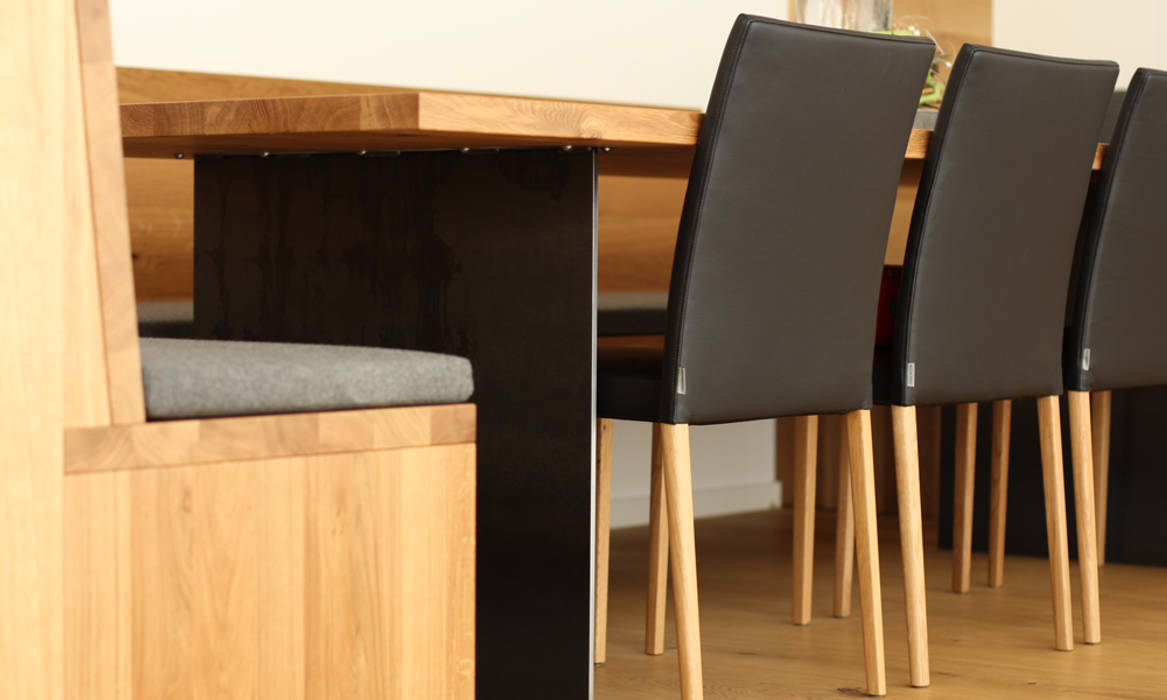 Eichentisch Mit Stahl Und Eckbank Modern Von Beer Gmbh Modern Holz Holznachbildung Homify
