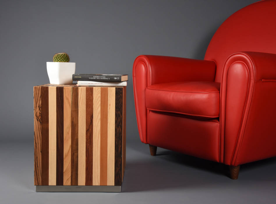 Solid wood coffee Table / Bedside Scandinavian-style handmade / Modern sofa Table / Elegant one-piece Ebanisteria Cavallaro Camera da letto minimalista Legno small table,homify/coffe table,bedside table,modern table,wood bedside,table mosaic art,coffee table design,pouf wood,modern coffee table,table