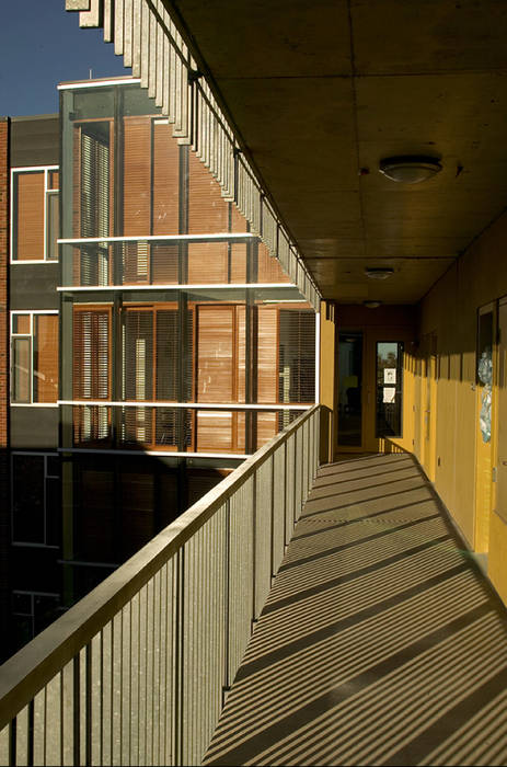 Wall Residential College, Tulane University, New Orleans studioWTA Modern Houses lounge,courtyard,movable shutters,plantation shutters,dormitory,Wayne Troyer,studioWTA,Lloyd Bray,Irene Keil