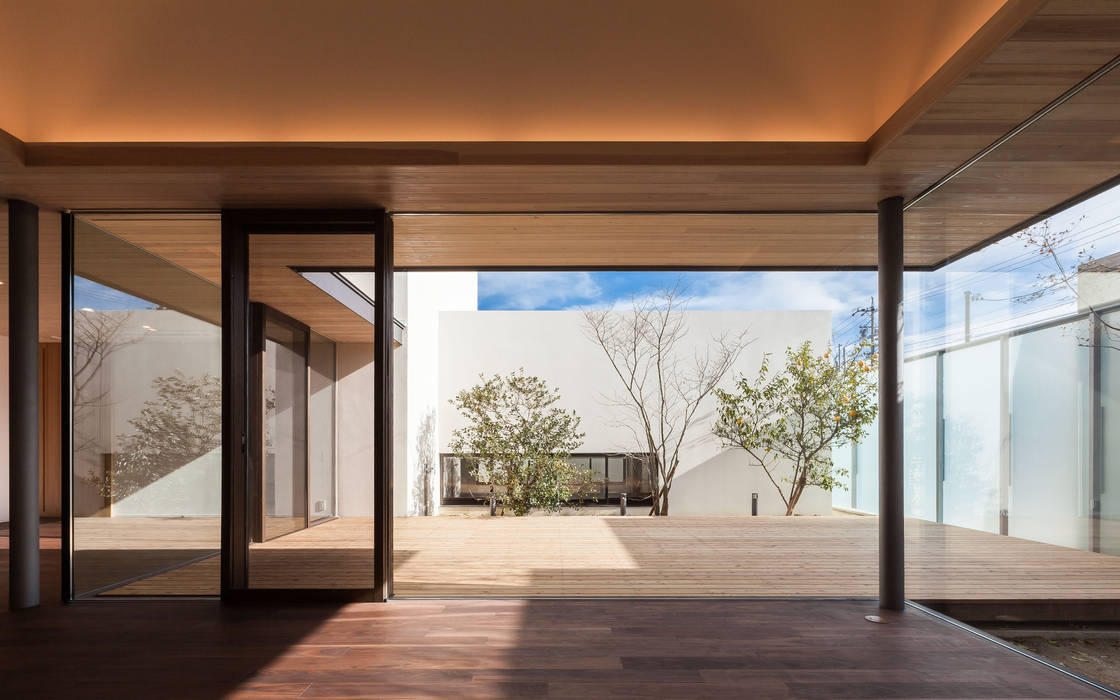 神沢の家, Architet6建築事務所 Architet6建築事務所 ミニマルデザインの リビング ガラス