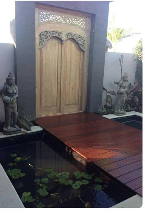 portones balineses , comprar en bali comprar en bali Tropical style doors Solid Wood Multicolored Doors