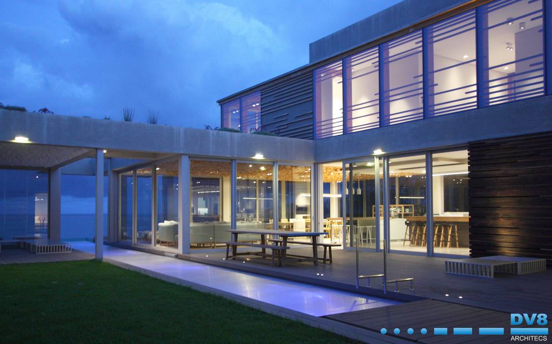 Plettenberg Bay - Beach House, DV8 Architects DV8 Architects Casas modernas