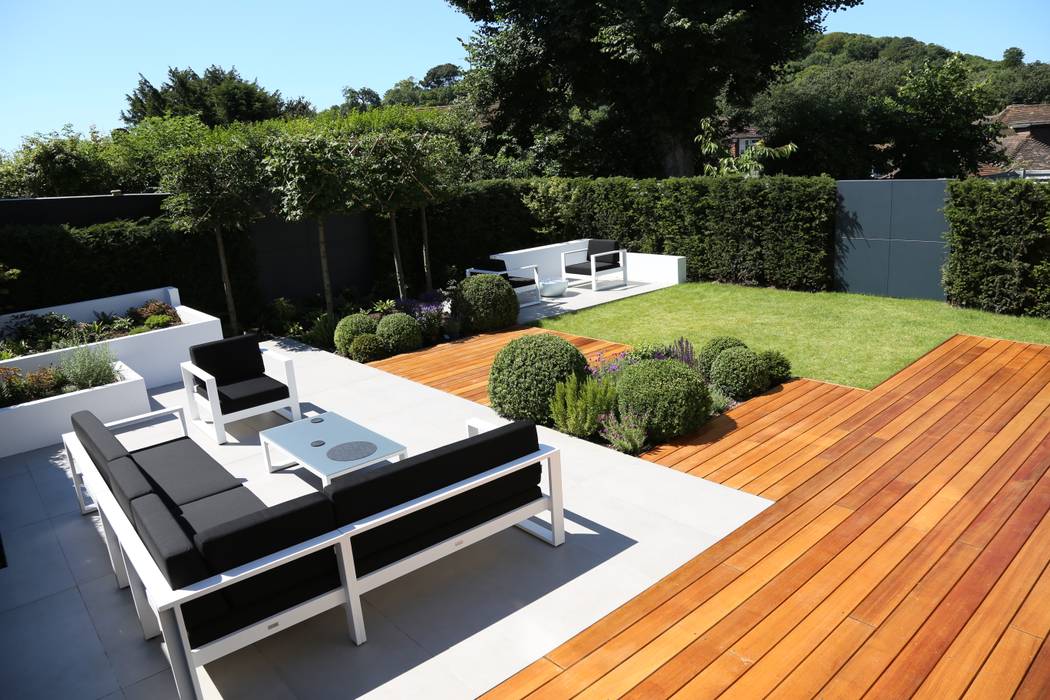 Outdoor Room Borrowed Space Jardines de estilo moderno decking,outdoor room,garden,landscape